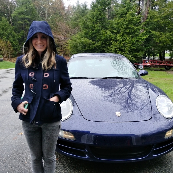 Meet your Posher, Alisha - Picture 1 of 1